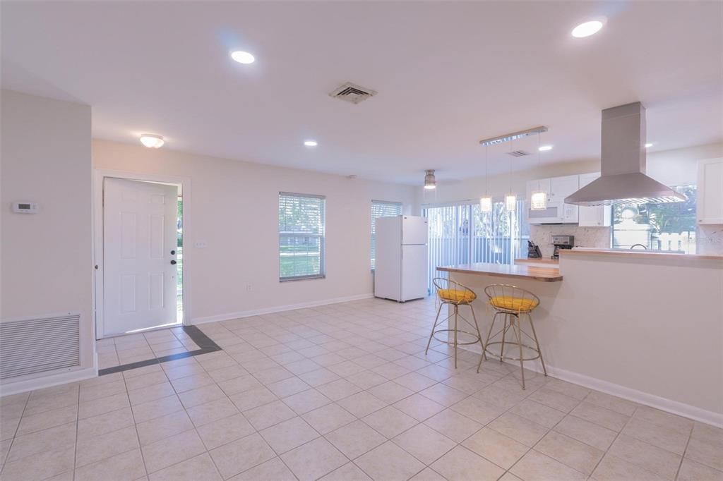 En Venta: $190,000 (3 camas, 2 baños, 1272 Pies cuadrados)