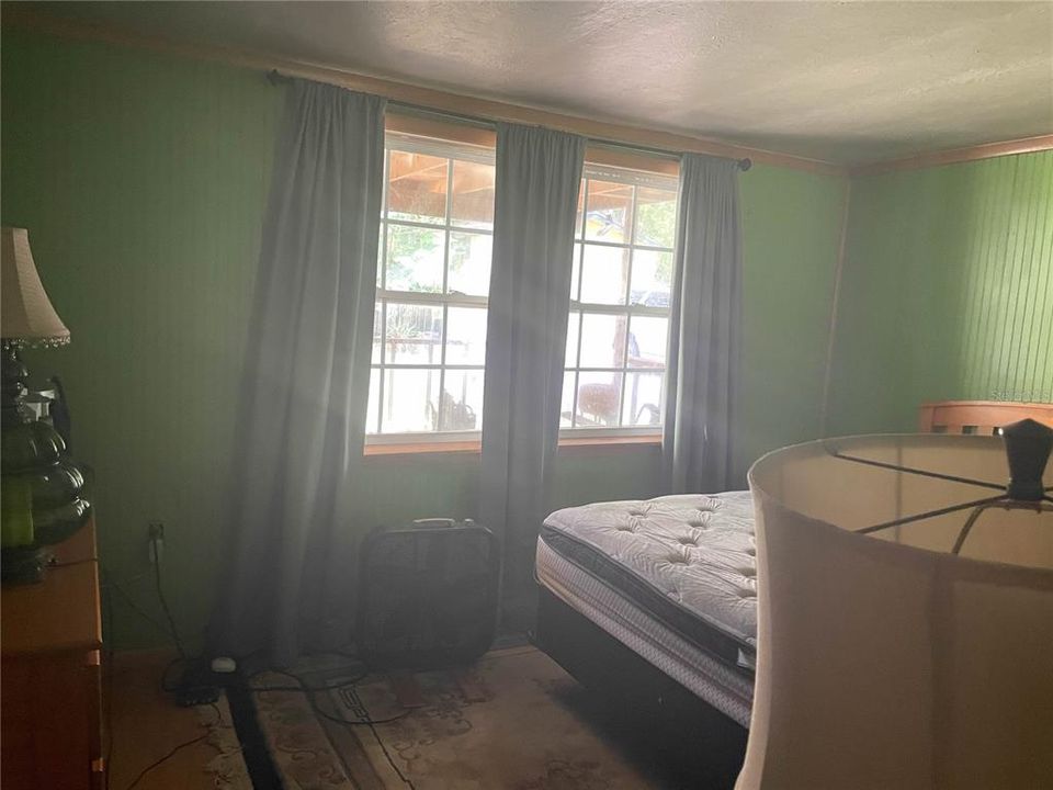 待售: $165,000 (1 贝兹, 1 浴室, 1092 平方英尺)