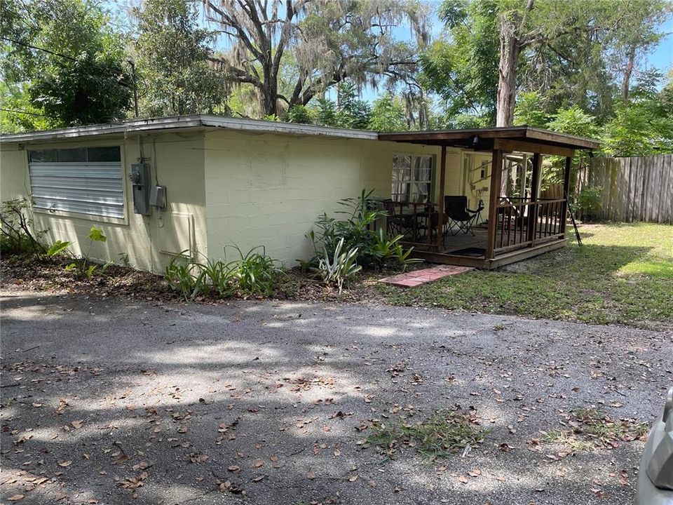 待售: $165,000 (1 贝兹, 1 浴室, 1092 平方英尺)