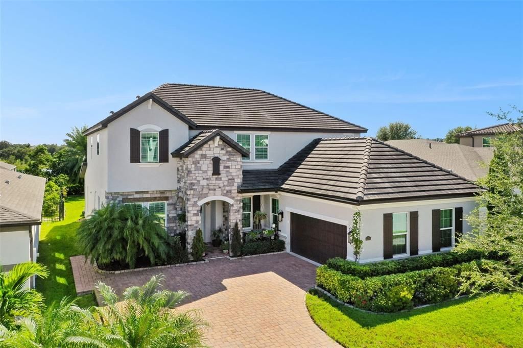 For Sale: $1,000,000 (5 beds, 4 baths, 3863 Square Feet)