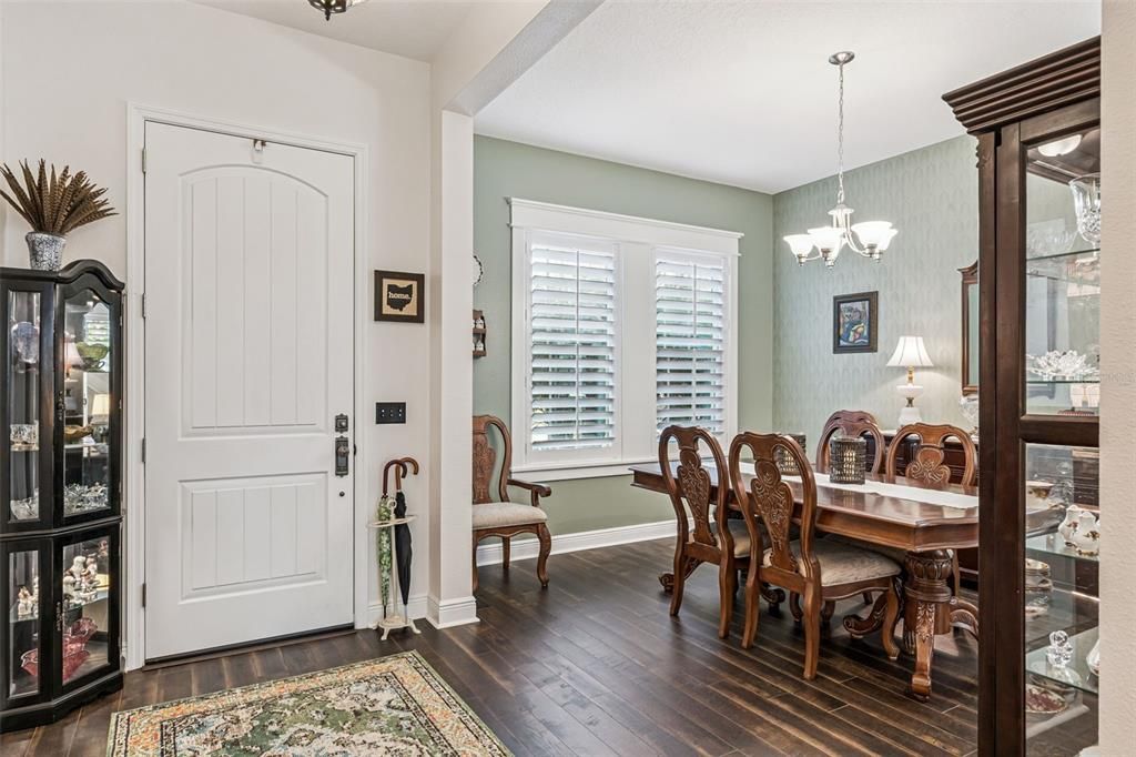 For Sale: $1,000,000 (5 beds, 4 baths, 3863 Square Feet)