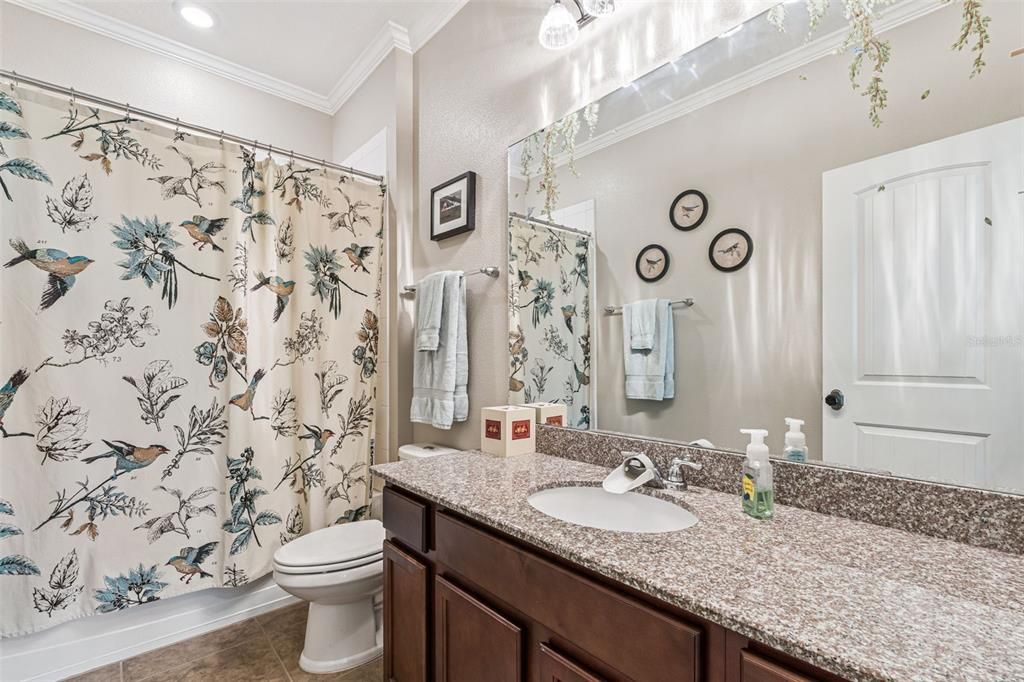 For Sale: $1,000,000 (5 beds, 4 baths, 3863 Square Feet)