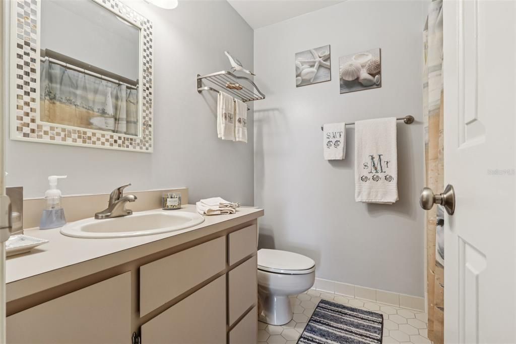 For Sale: $895,000 (3 beds, 2 baths, 2322 Square Feet)