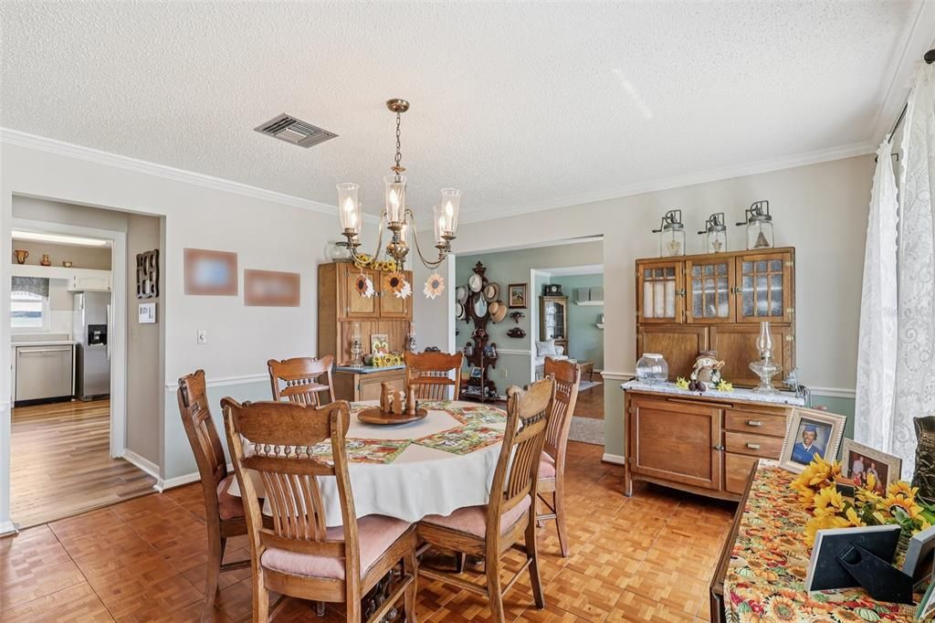 For Sale: $895,000 (3 beds, 2 baths, 2322 Square Feet)