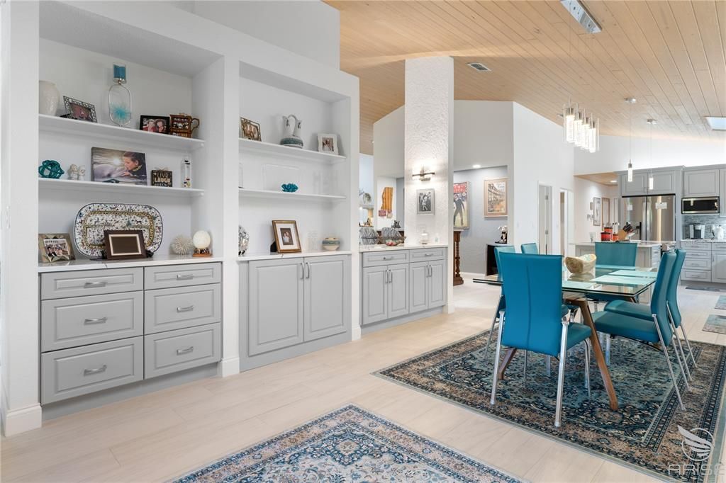 For Sale: $675,000 (3 beds, 2 baths, 2371 Square Feet)