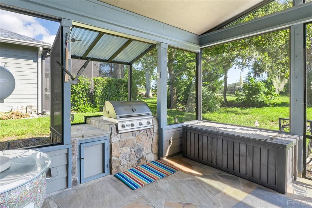 For Sale: $675,000 (3 beds, 2 baths, 2371 Square Feet)