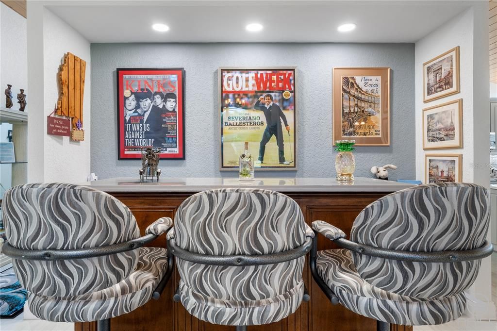 For Sale: $675,000 (3 beds, 2 baths, 2371 Square Feet)