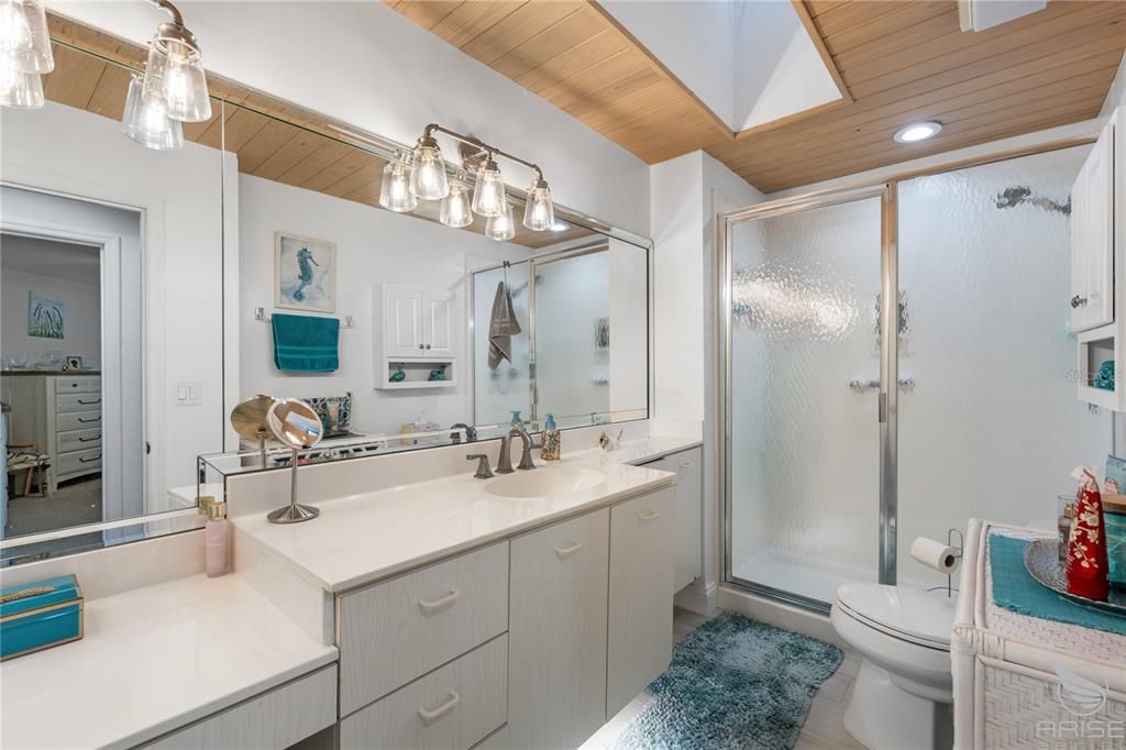 For Sale: $675,000 (3 beds, 2 baths, 2371 Square Feet)