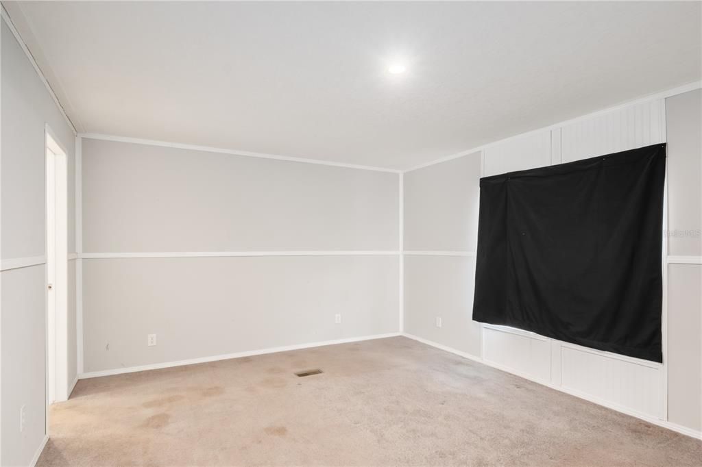 For Sale: $315,000 (3 beds, 2 baths, 1456 Square Feet)