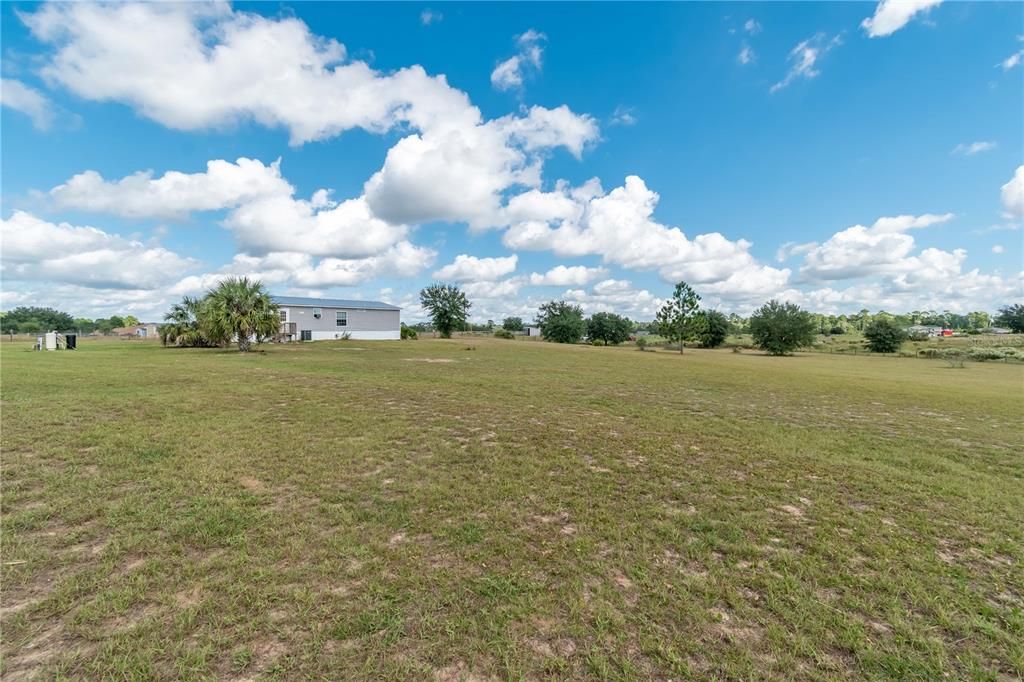 For Sale: $315,000 (3 beds, 2 baths, 1456 Square Feet)