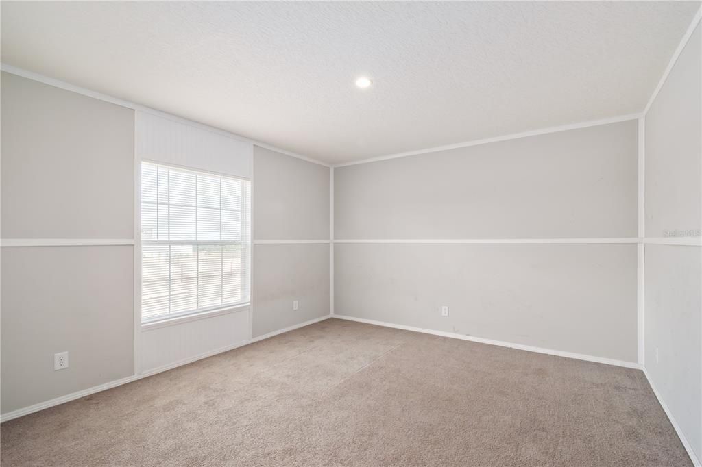 For Sale: $315,000 (3 beds, 2 baths, 1456 Square Feet)