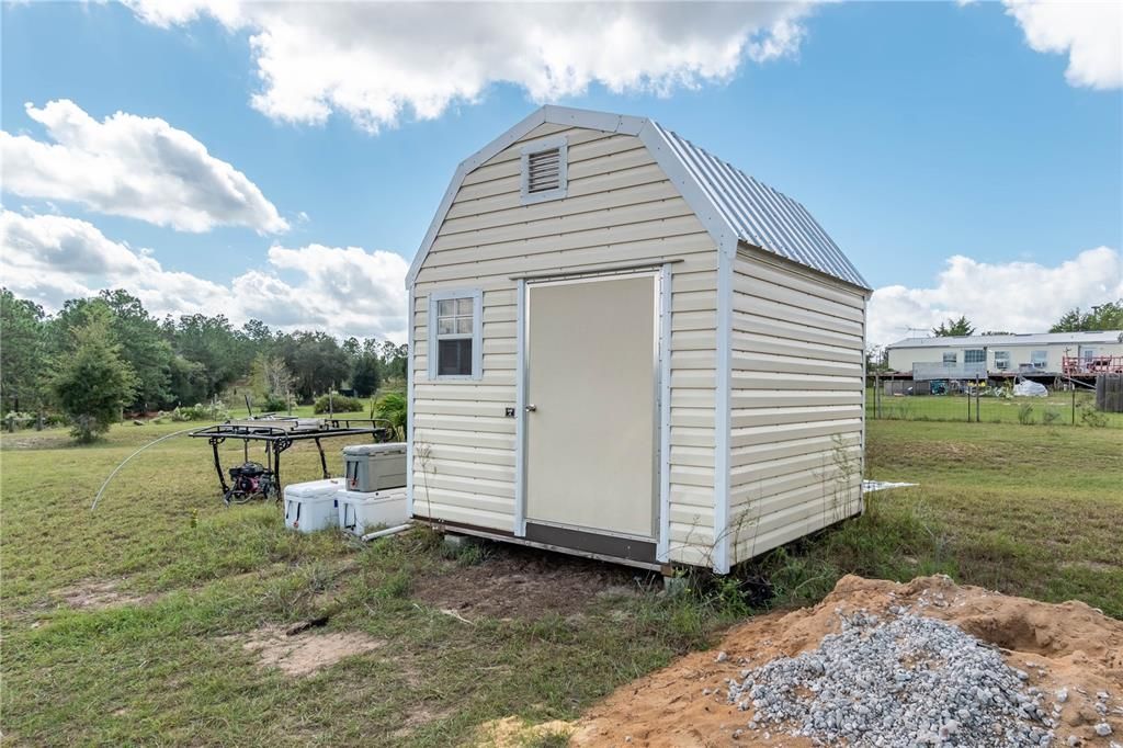 For Sale: $315,000 (3 beds, 2 baths, 1456 Square Feet)
