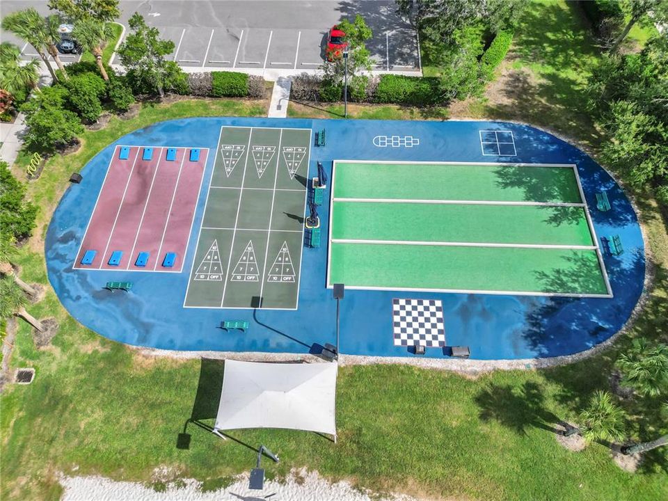 Под контрактом: $249,900 (2 спален, 2 ванн, 1316 Квадратных фут)