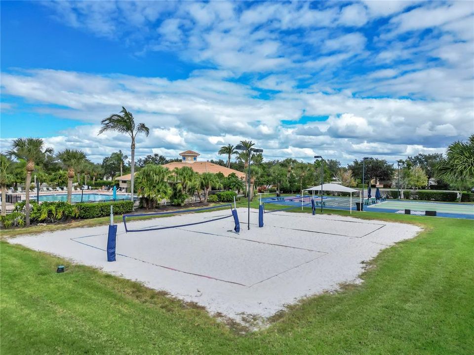 Под контрактом: $249,900 (2 спален, 2 ванн, 1316 Квадратных фут)