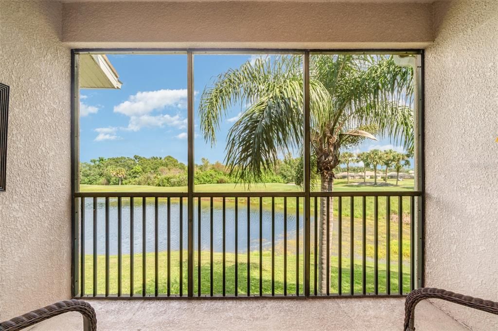 Под контрактом: $249,900 (2 спален, 2 ванн, 1316 Квадратных фут)