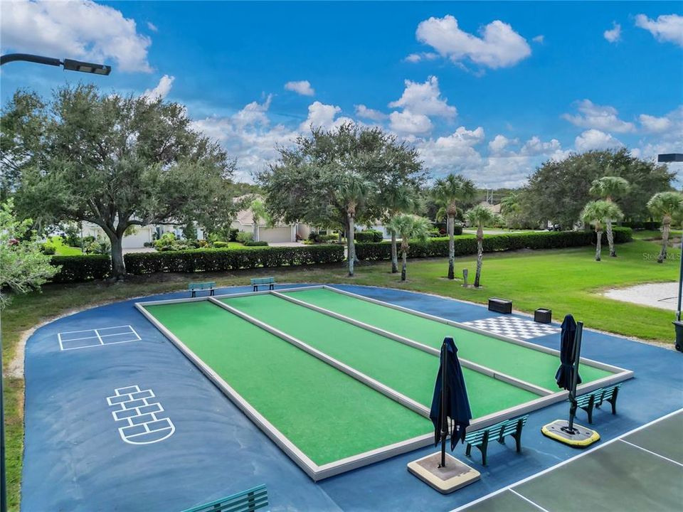 Под контрактом: $249,900 (2 спален, 2 ванн, 1316 Квадратных фут)