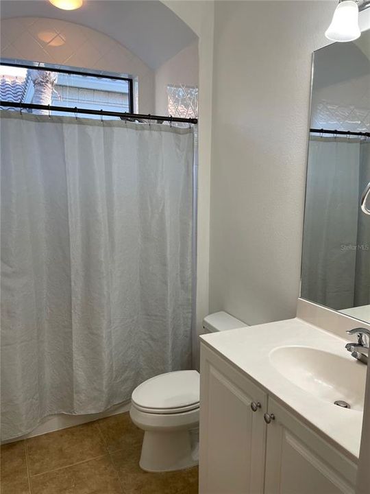 Activo con contrato: $3,495 (2 camas, 2 baños, 2186 Pies cuadrados)