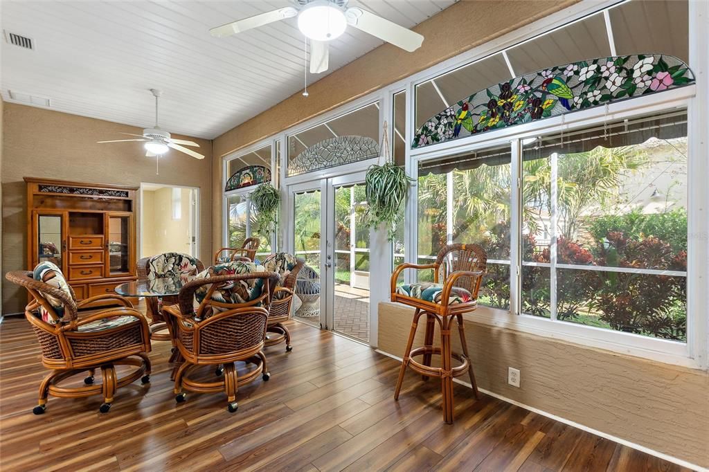 For Sale: $899,000 (3 beds, 2 baths, 1779 Square Feet)