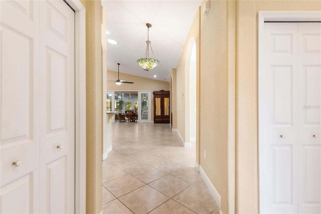 For Sale: $899,000 (3 beds, 2 baths, 1779 Square Feet)