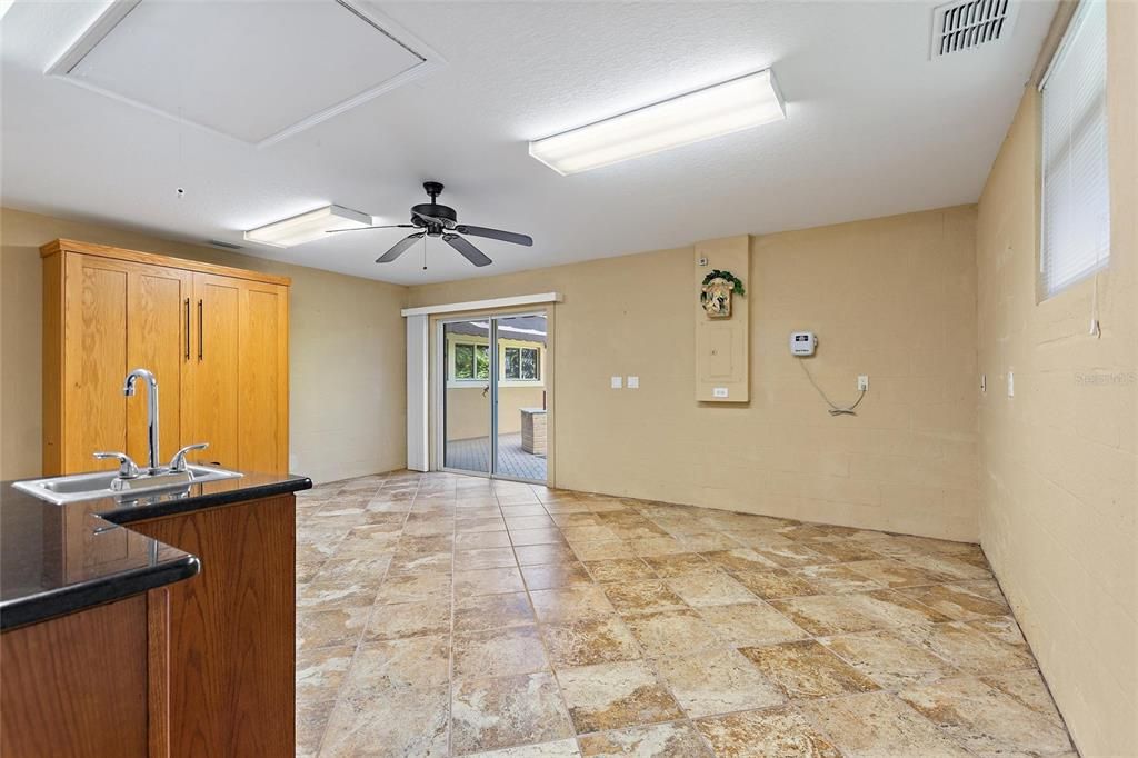 For Sale: $899,000 (3 beds, 2 baths, 1779 Square Feet)