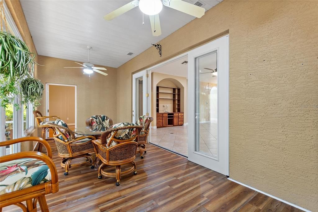 For Sale: $899,000 (3 beds, 2 baths, 1779 Square Feet)