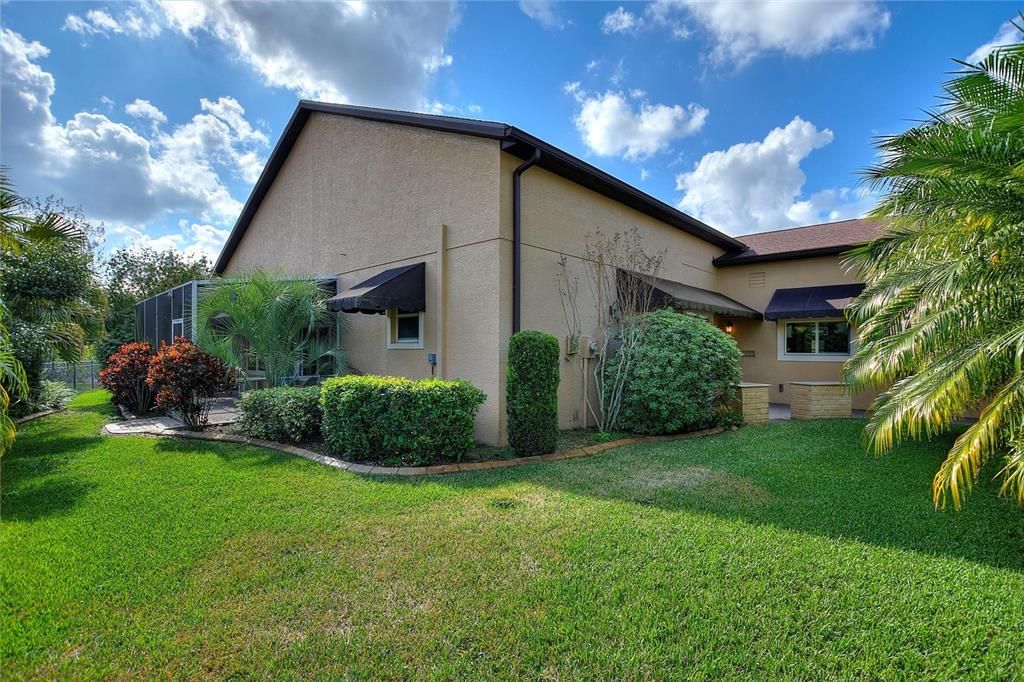 For Sale: $899,000 (3 beds, 2 baths, 1779 Square Feet)