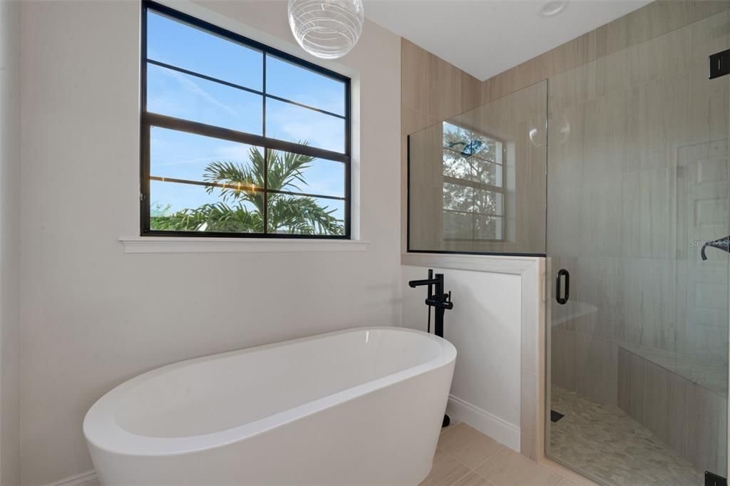 На продажу: $829,900 (5 спален, 4 ванн, 3127 Квадратных фут)