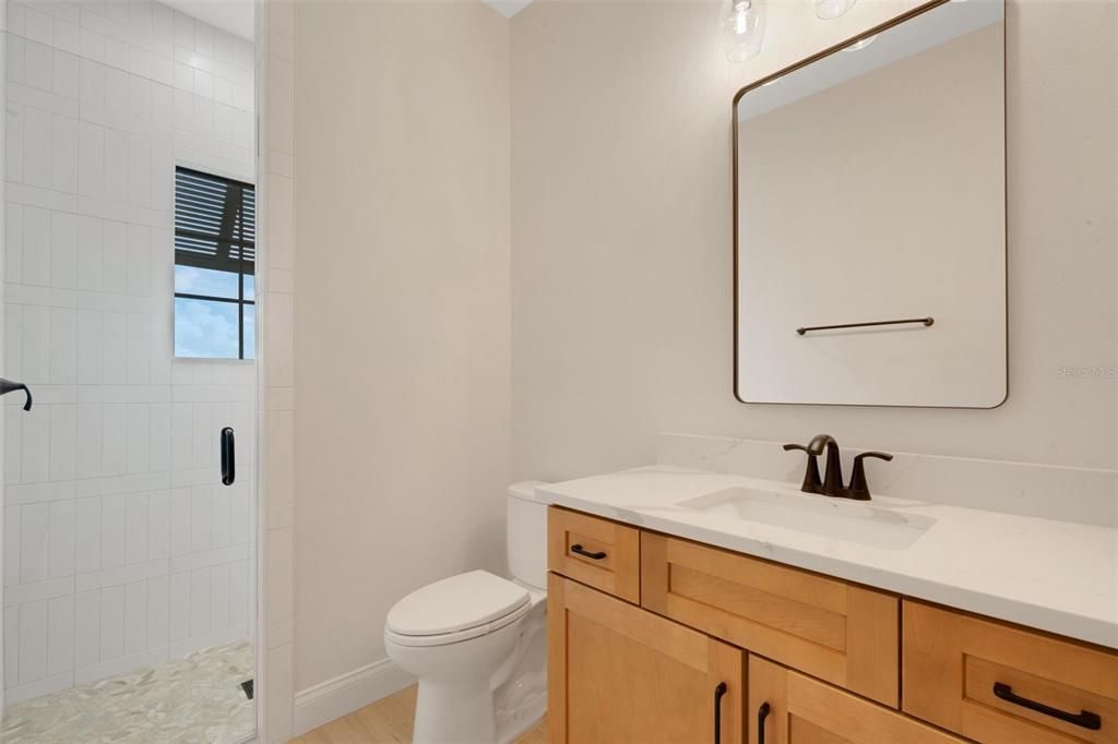 На продажу: $829,900 (5 спален, 4 ванн, 3127 Квадратных фут)