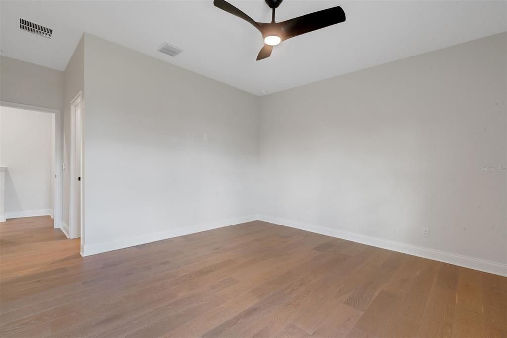 На продажу: $829,900 (5 спален, 4 ванн, 3127 Квадратных фут)