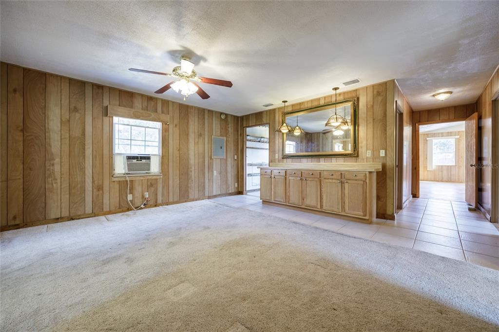 For Sale: $299,000 (4 beds, 2 baths, 2528 Square Feet)