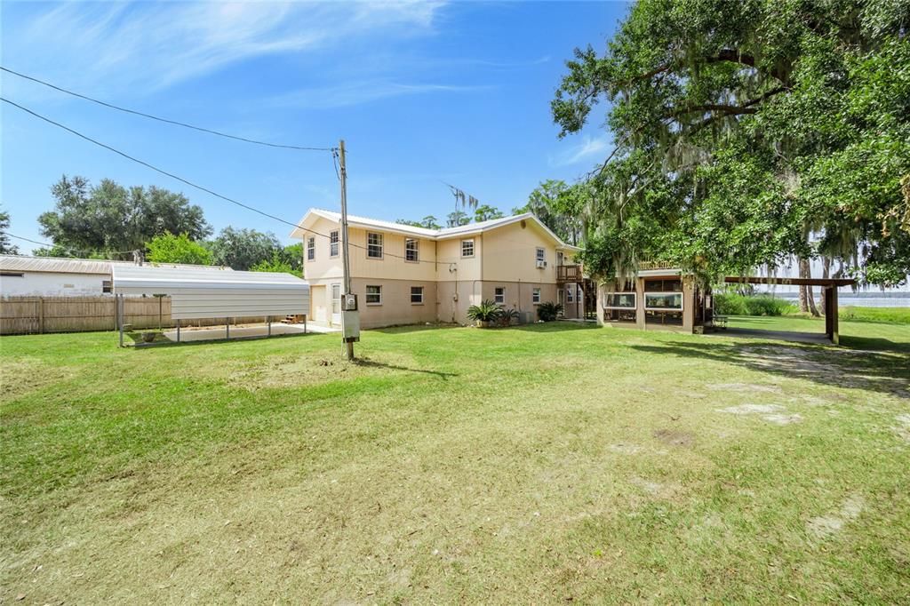 For Sale: $299,000 (4 beds, 2 baths, 2528 Square Feet)