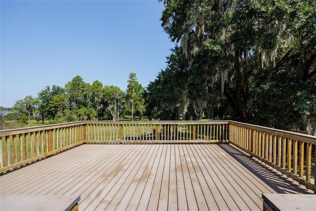 For Sale: $299,000 (4 beds, 2 baths, 2528 Square Feet)