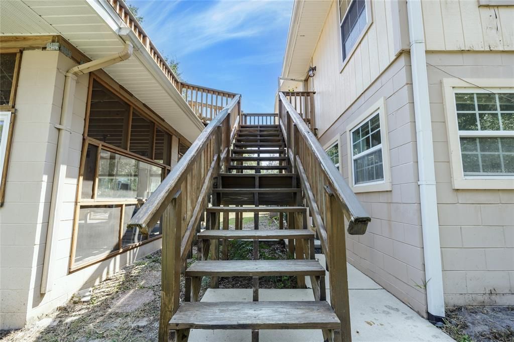 For Sale: $299,000 (4 beds, 2 baths, 2528 Square Feet)