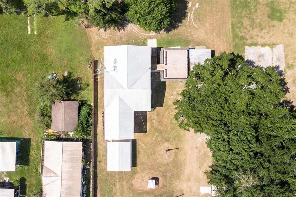 For Sale: $299,000 (4 beds, 2 baths, 2528 Square Feet)