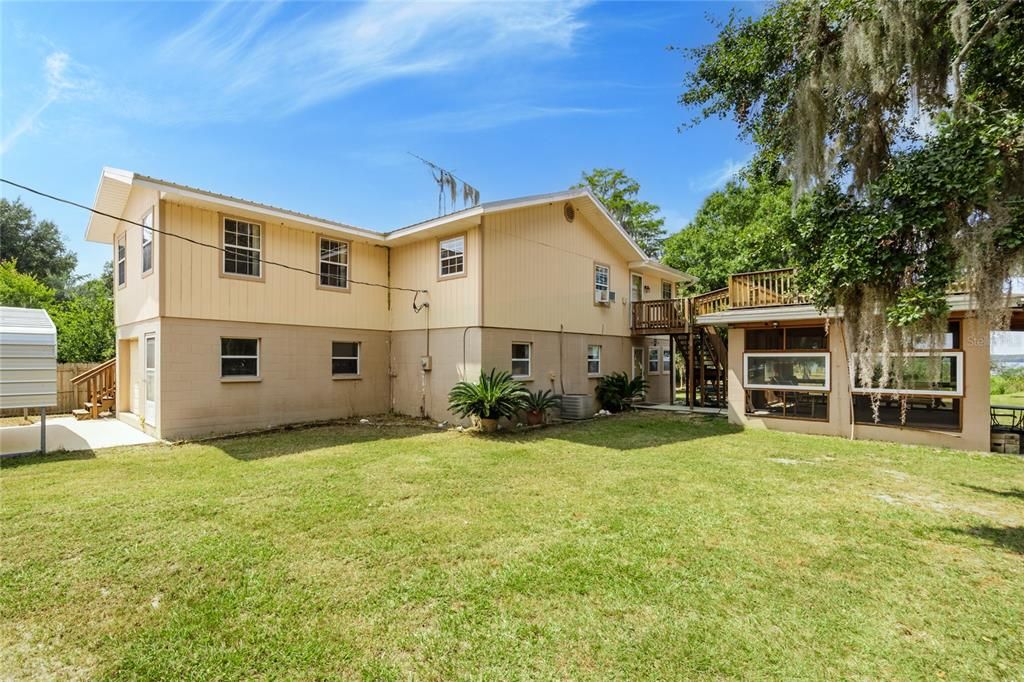 For Sale: $299,000 (4 beds, 2 baths, 2528 Square Feet)