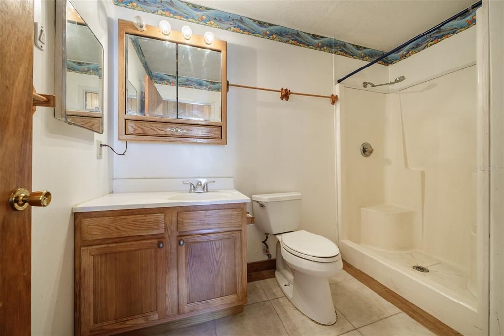 For Sale: $299,000 (4 beds, 2 baths, 2528 Square Feet)