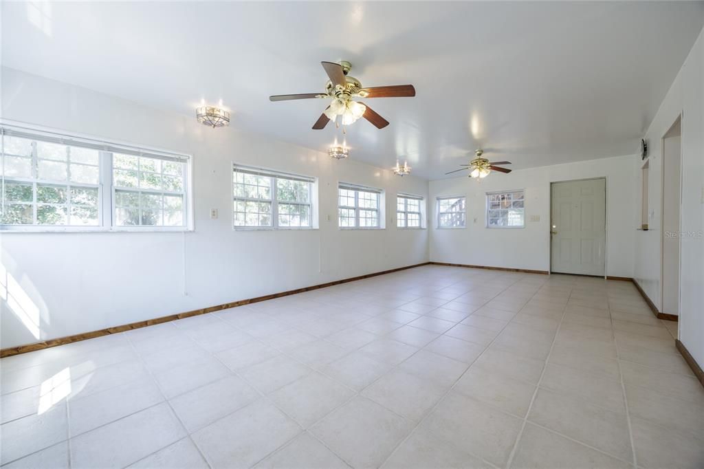 For Sale: $299,000 (4 beds, 2 baths, 2528 Square Feet)