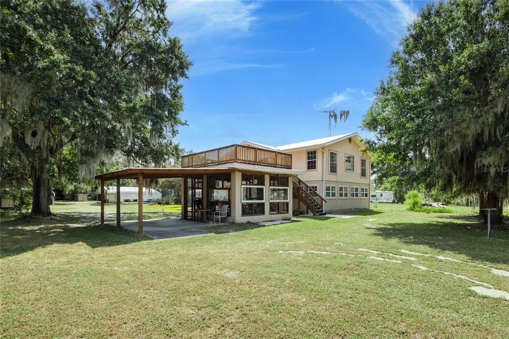 For Sale: $299,000 (4 beds, 2 baths, 2528 Square Feet)