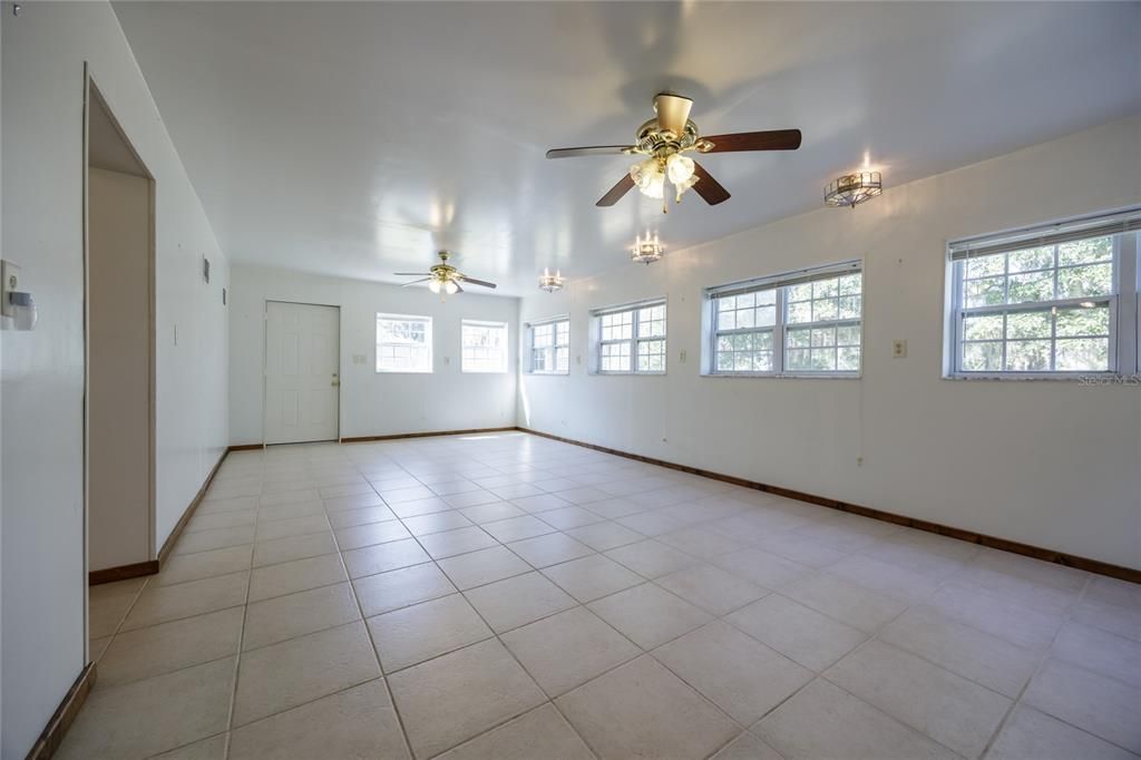 For Sale: $299,000 (4 beds, 2 baths, 2528 Square Feet)