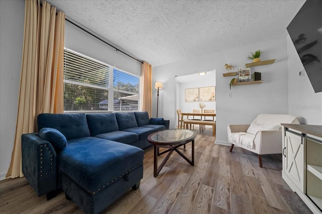 En Venta: $275,000 (3 camas, 1 baños, 1376 Pies cuadrados)