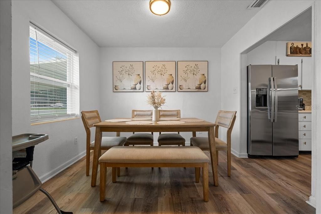 En Venta: $275,000 (3 camas, 1 baños, 1376 Pies cuadrados)