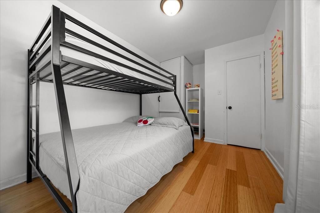 En Venta: $275,000 (3 camas, 1 baños, 1376 Pies cuadrados)