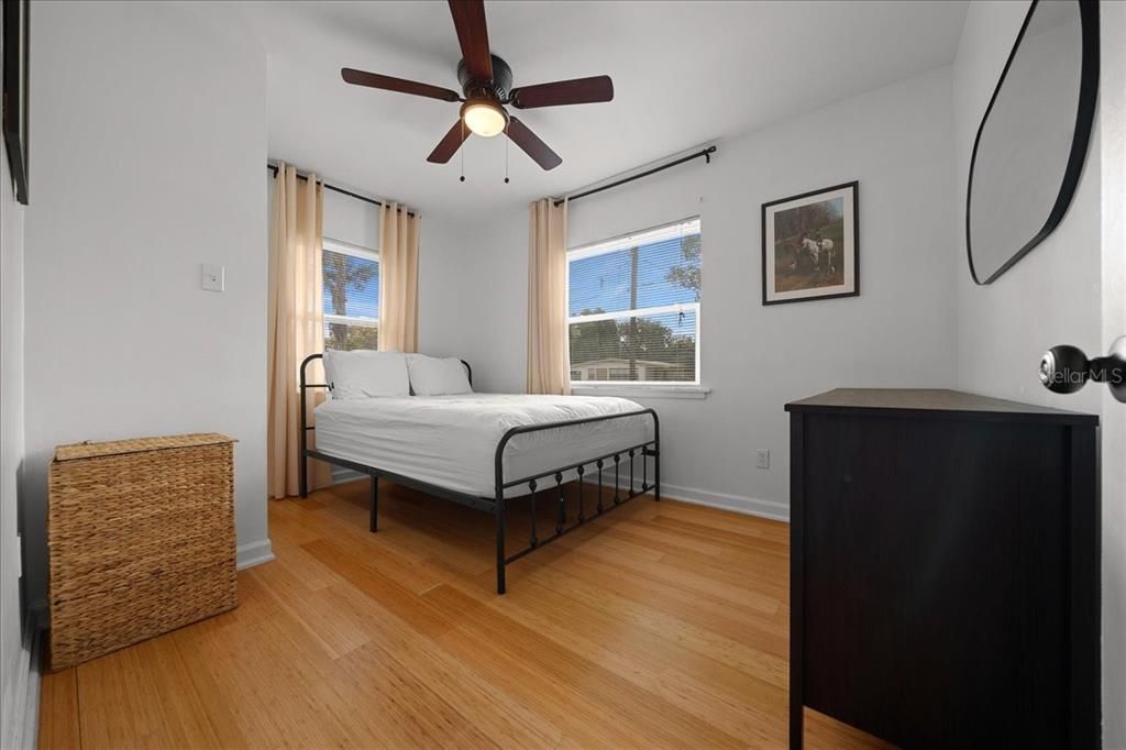 En Venta: $275,000 (3 camas, 1 baños, 1376 Pies cuadrados)