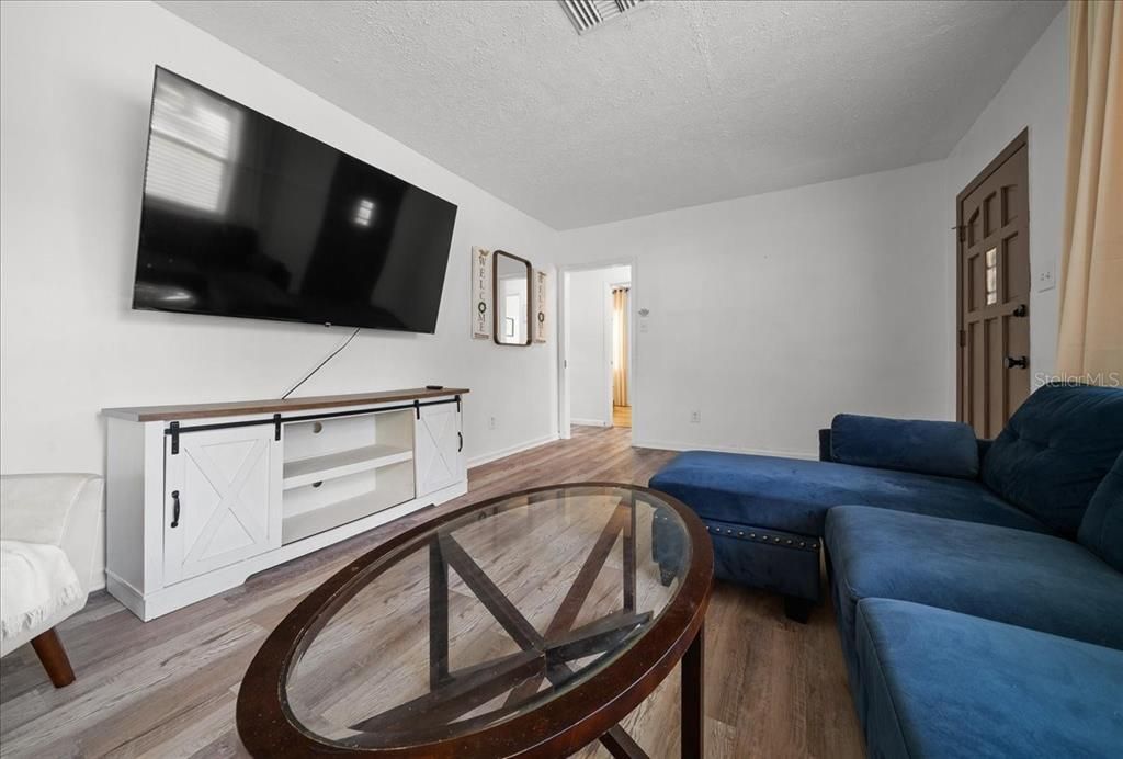 En Venta: $275,000 (3 camas, 1 baños, 1376 Pies cuadrados)