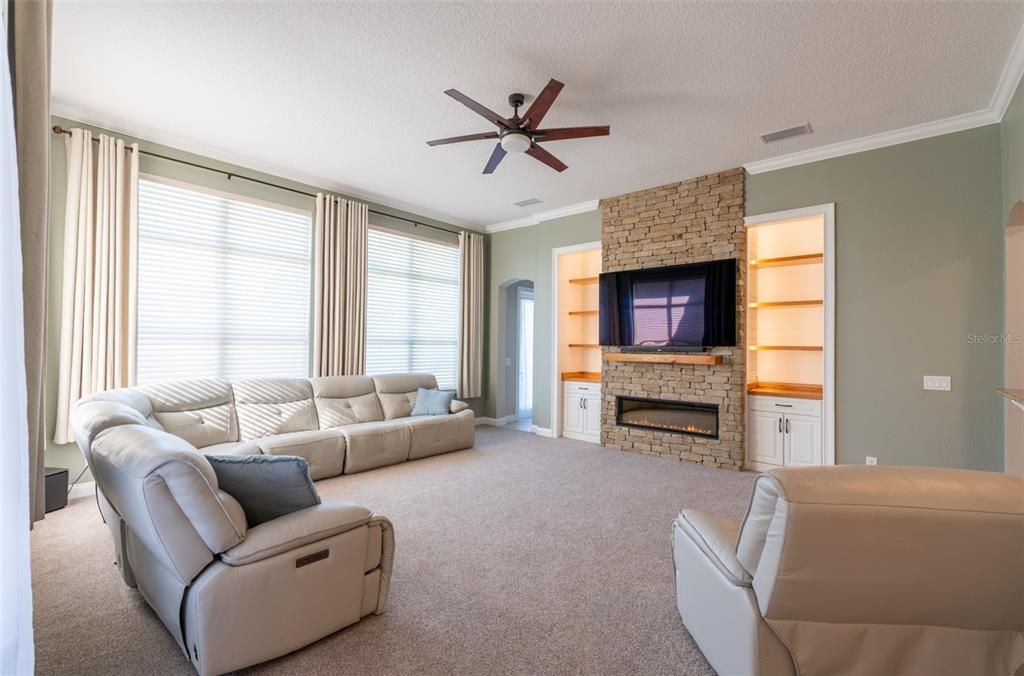 Active With Contract: $759,000 (4 beds, 3 baths, 3374 Square Feet)