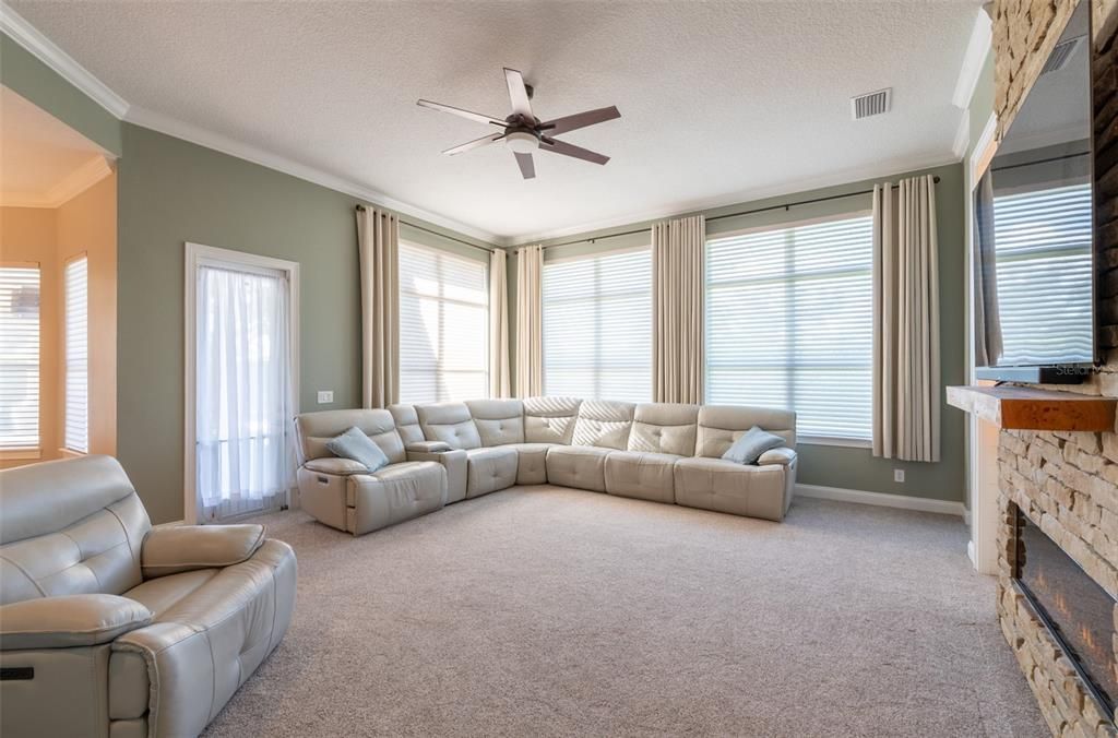 Active With Contract: $759,000 (4 beds, 3 baths, 3374 Square Feet)