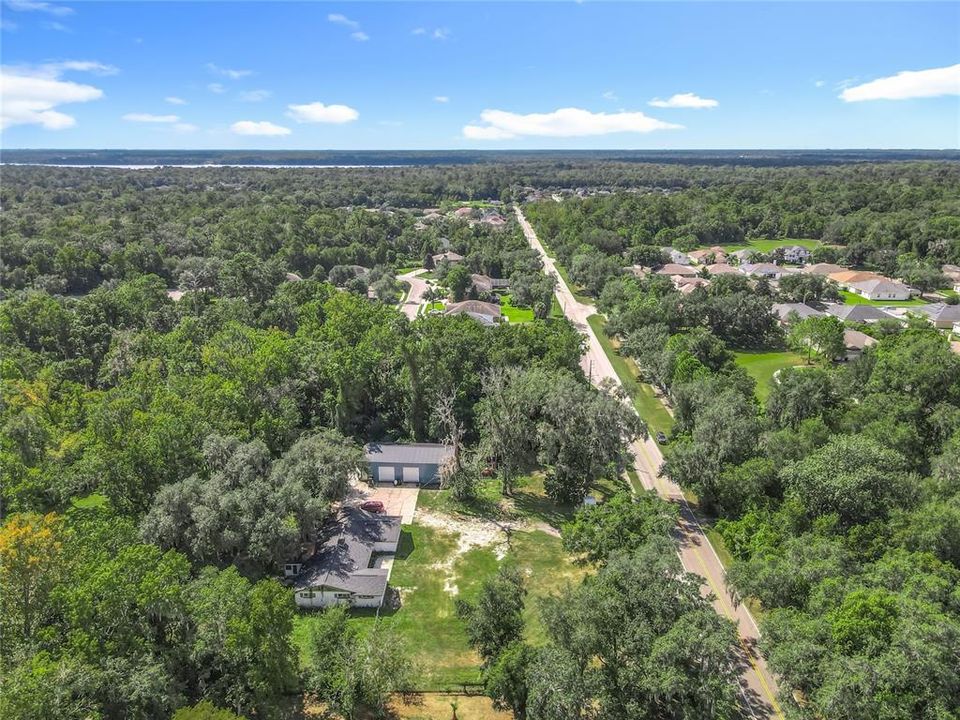 Под контрактом: $620,000 (5 спален, 4 ванн, 1961 Квадратных фут)