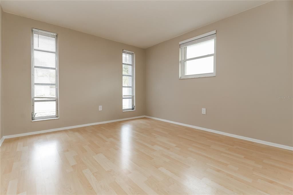 For Rent: $2,005 (3 beds, 2 baths, 1508 Square Feet)