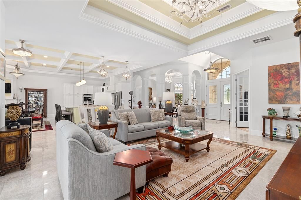 En Venta: $1,175,000 (4 camas, 3 baños, 3360 Pies cuadrados)