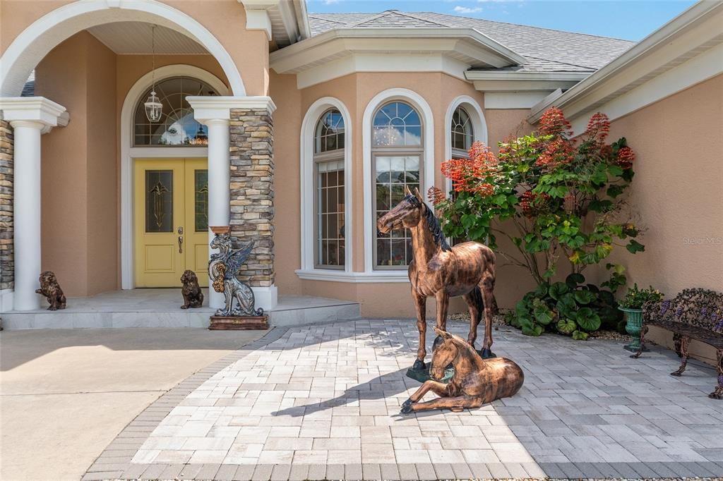 En Venta: $1,175,000 (4 camas, 3 baños, 3360 Pies cuadrados)